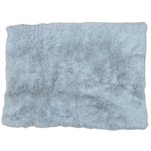 svetlosivá chlpatá podložka 00-